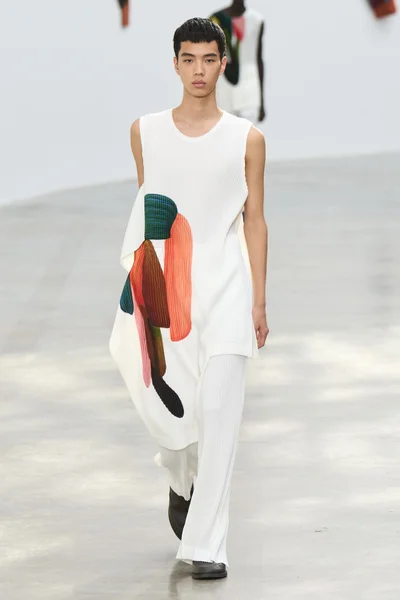 Look 2